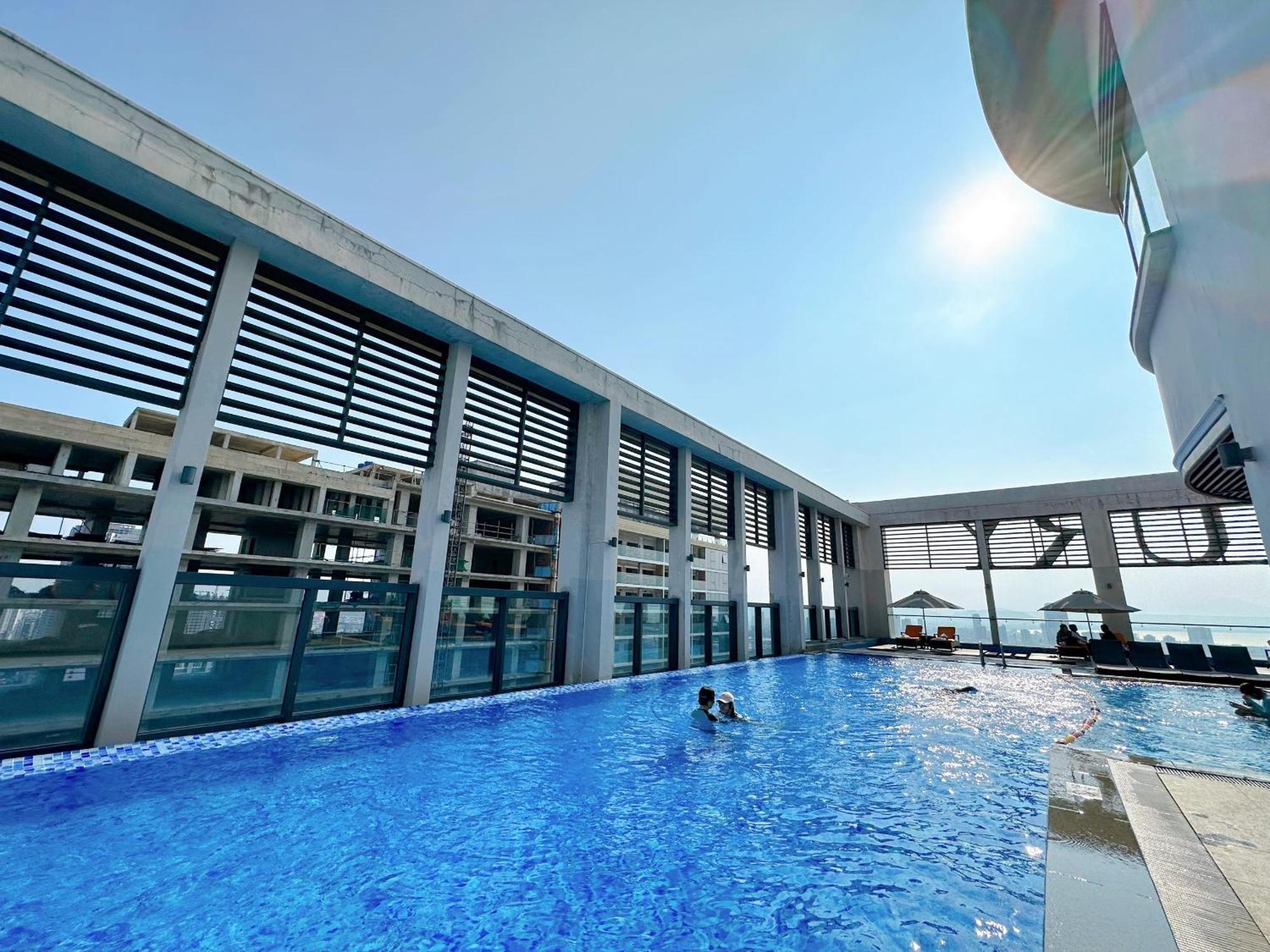 Apartment Luxury Opposite Mykhe