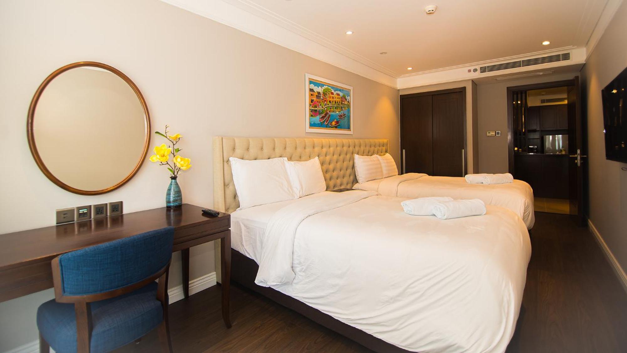 Luxury Opposite Mykhe *