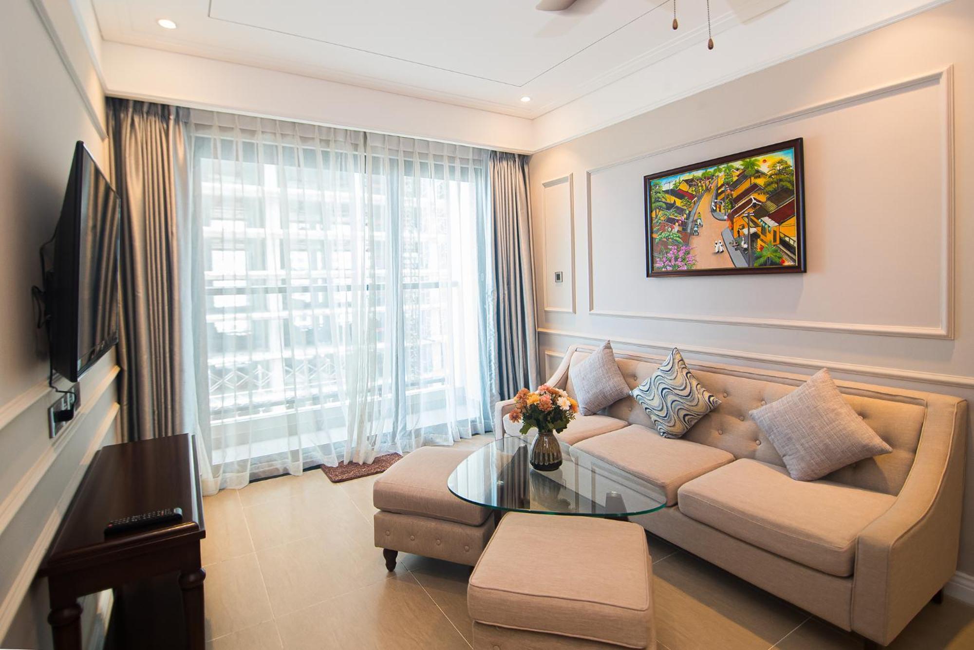 Luxury Opposite Mykhe